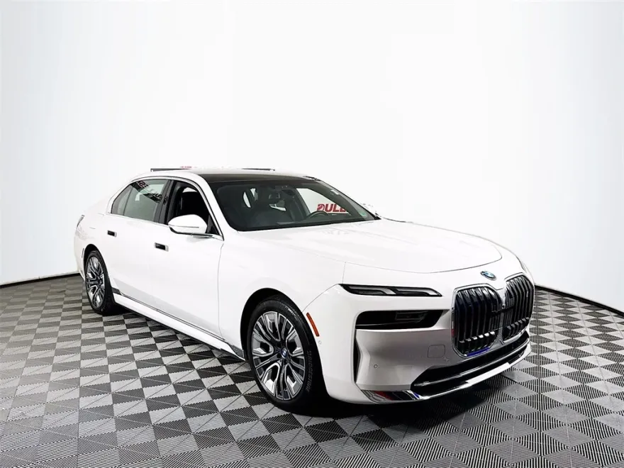 2024 Bmw i7 xDrive60 photo 1