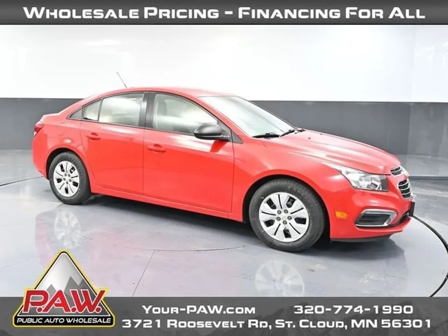 2015 Chevrolet Cruze LS photo 1