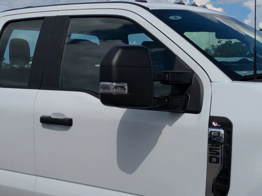 2026 Ford F-350 photo 1