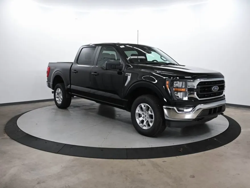 2023 Ford F-150 XLT photo 1
