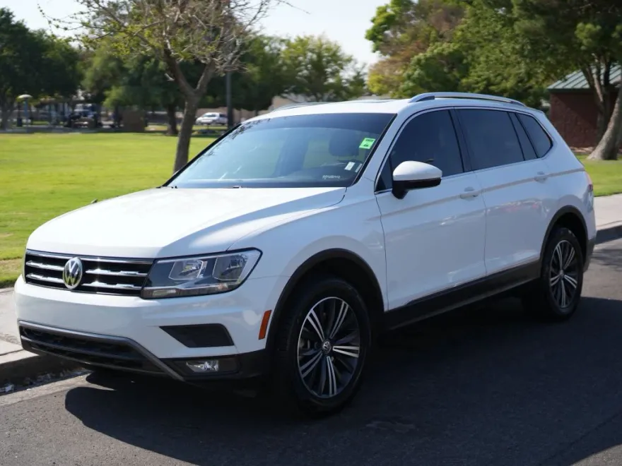 2018 Volkswagen Tiguan SEL Sport photo 1