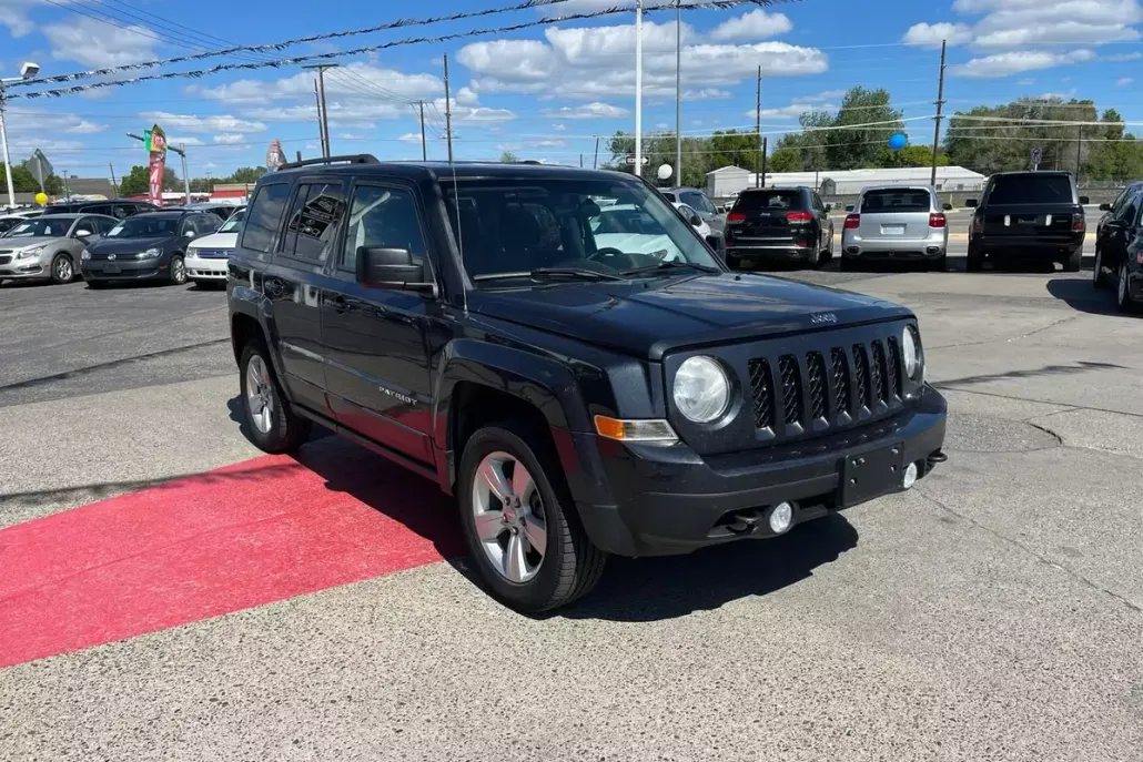2014 Jeep Patriot Latitude photo 1