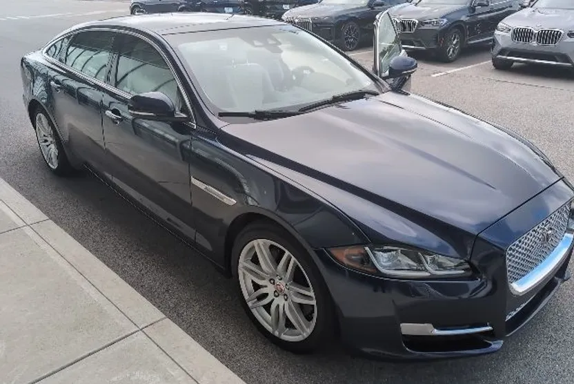 2019 Jaguar XJ XJL Portfolio photo 1