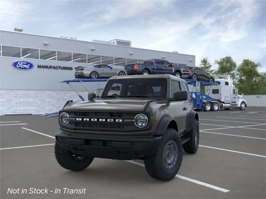 2025 Ford Bronco Base photo 1