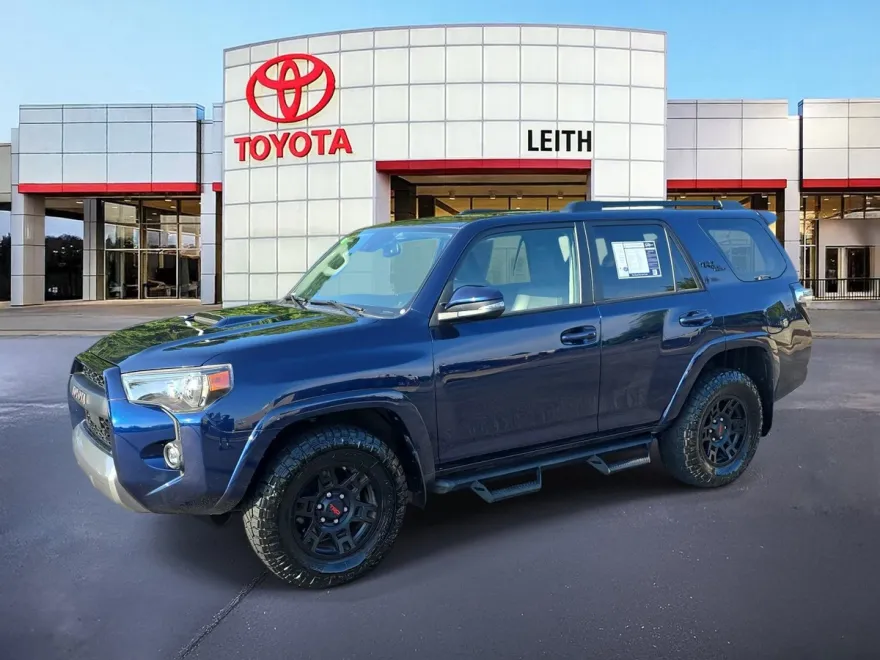 2022 Toyota 4Runner TRD Premium photo 1