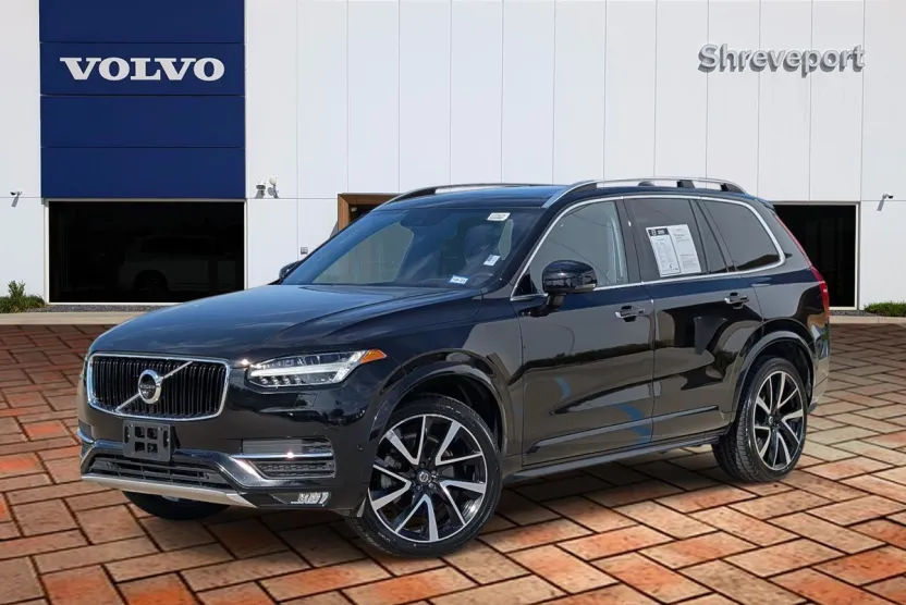 2019 Volvo XC90 T6 Momentum photo 1