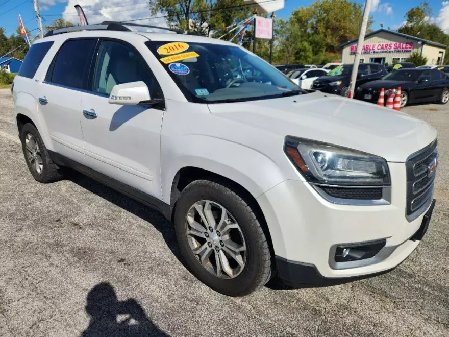 2016 Gmc Acadia SLT photo 1