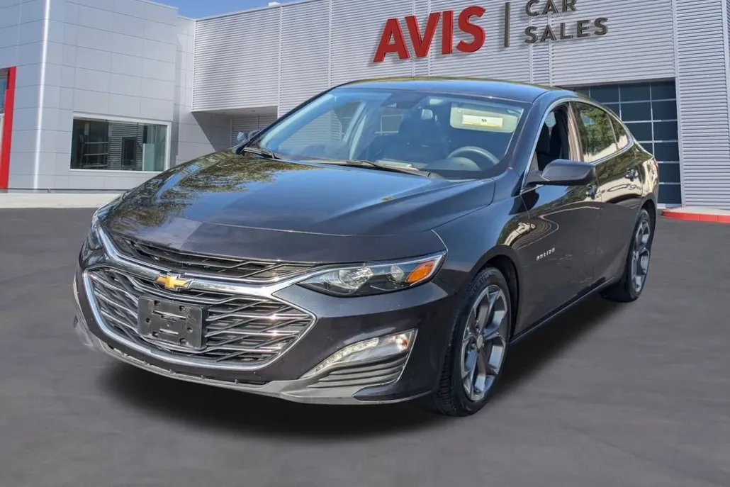 2023 Chevrolet Malibu 1LT photo 1