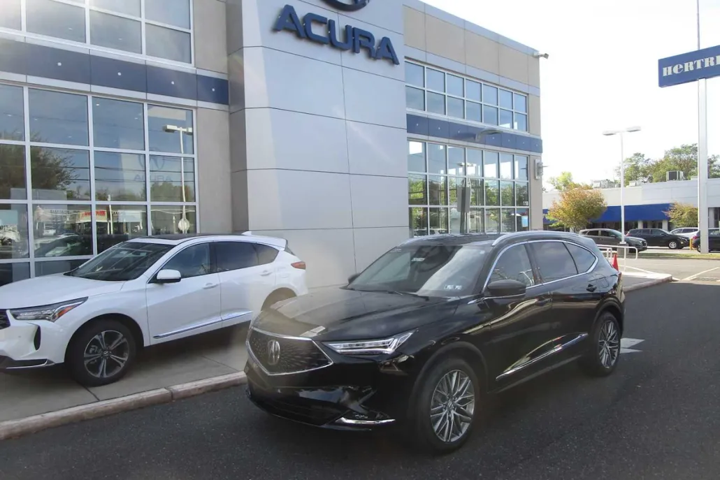 2024 Acura MDX SH-AWD Advance photo 1
