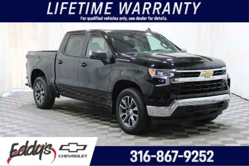 2022 Chevrolet Silverado 1500 LT photo 1