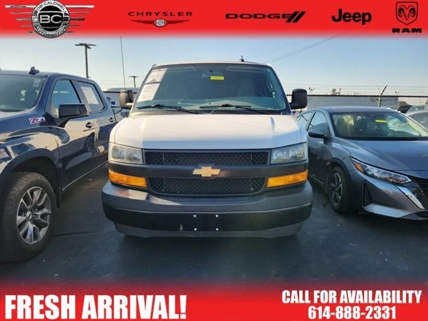 2023 Chevrolet Express Cargo 2500 photo 1