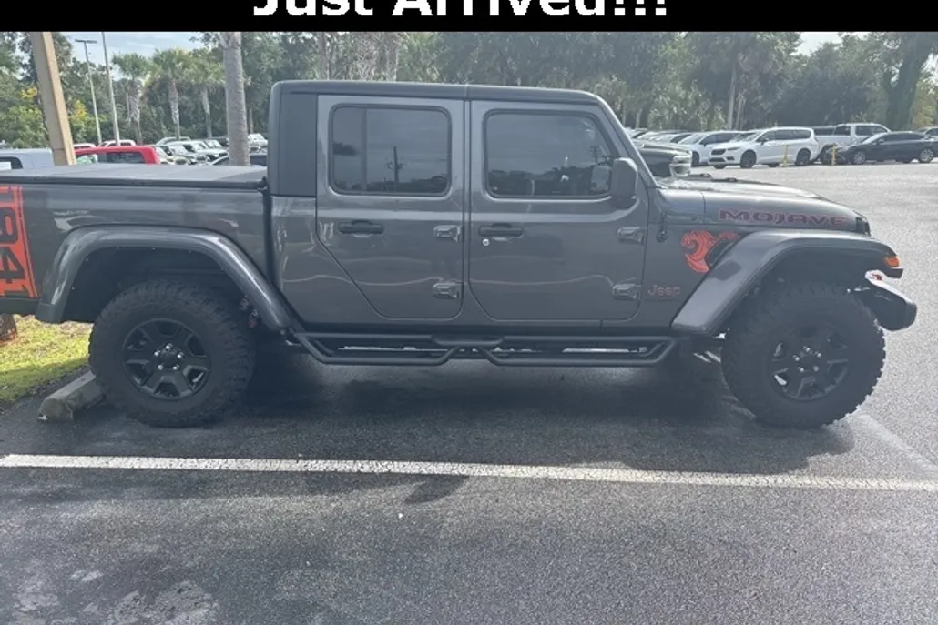 2023 Jeep Gladiator Mojave photo 1