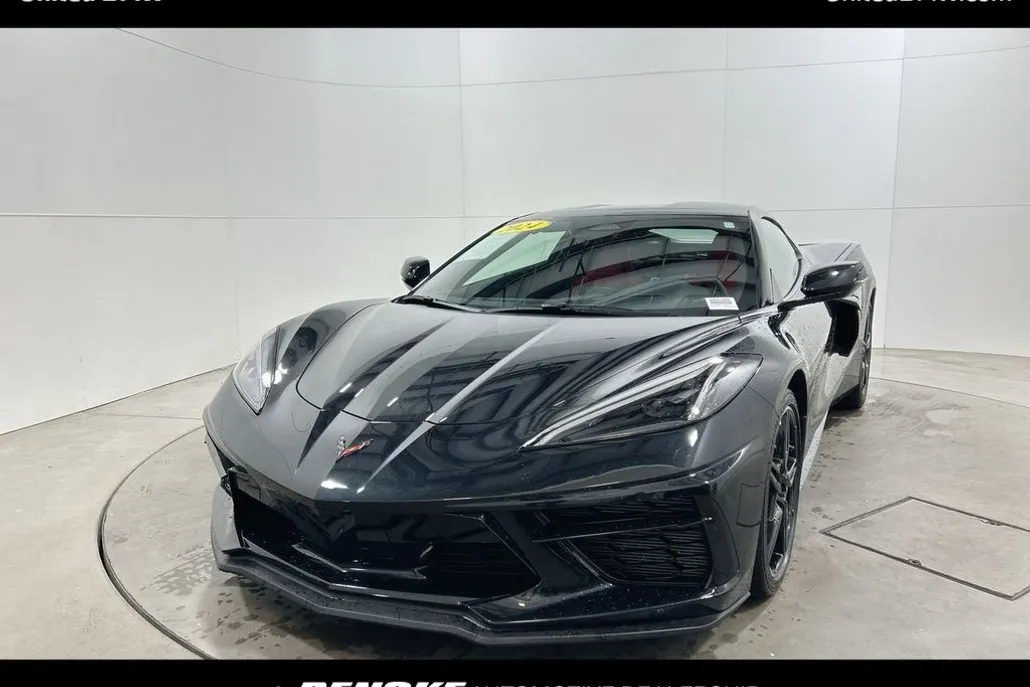 2024 Chevrolet Corvette Stingray photo 1