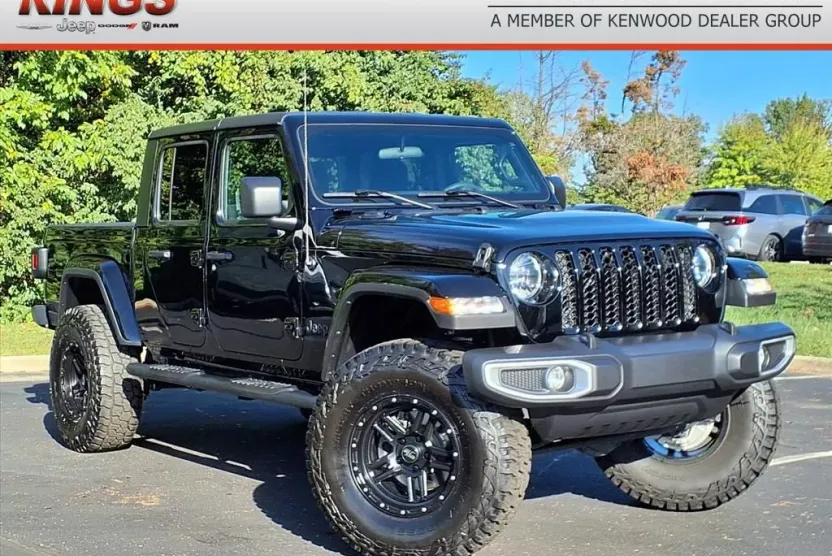 2023 Jeep Gladiator Sport S photo 1