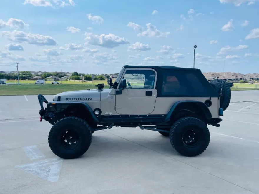2004 Jeep Wrangler Sport photo 1