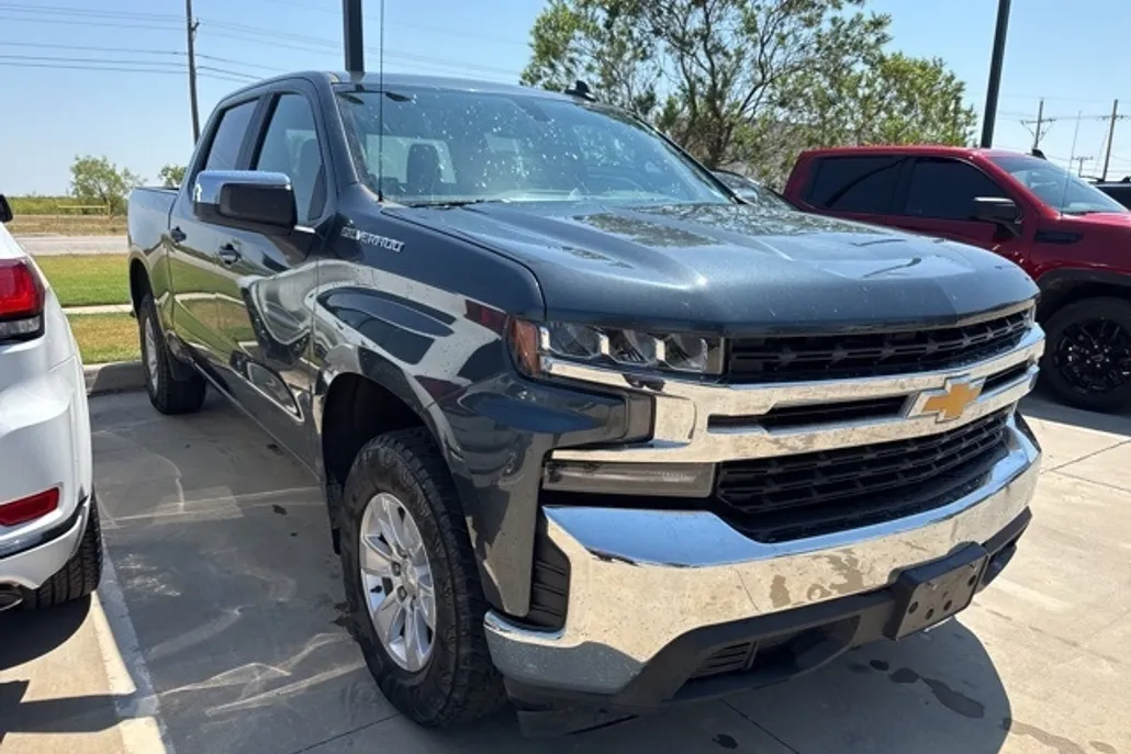 2020 Chevrolet Silverado 1500 LT photo 1