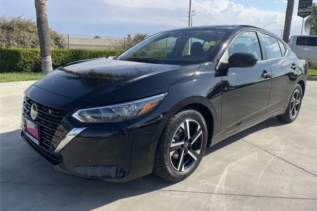 2024 Nissan Sentra SV photo 1