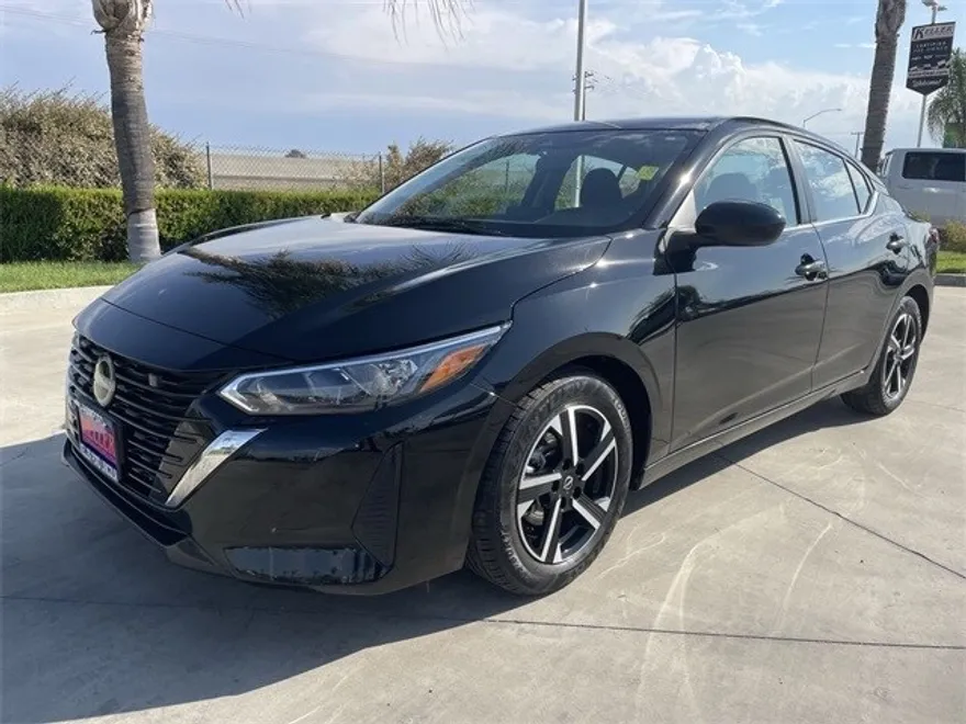 2024 Nissan Sentra SV photo 1