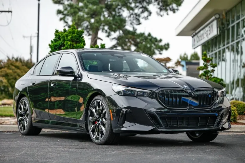 2026 Bmw 550e xDrive photo 1