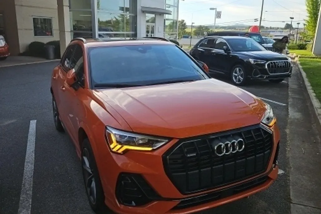 2023 Audi Q3 Premium Plus S line photo 1