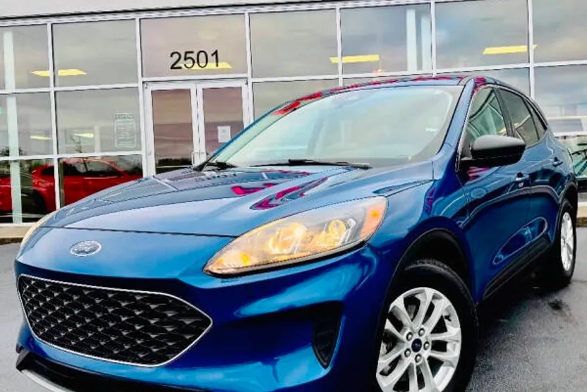 2022 Ford Escape SE photo 1