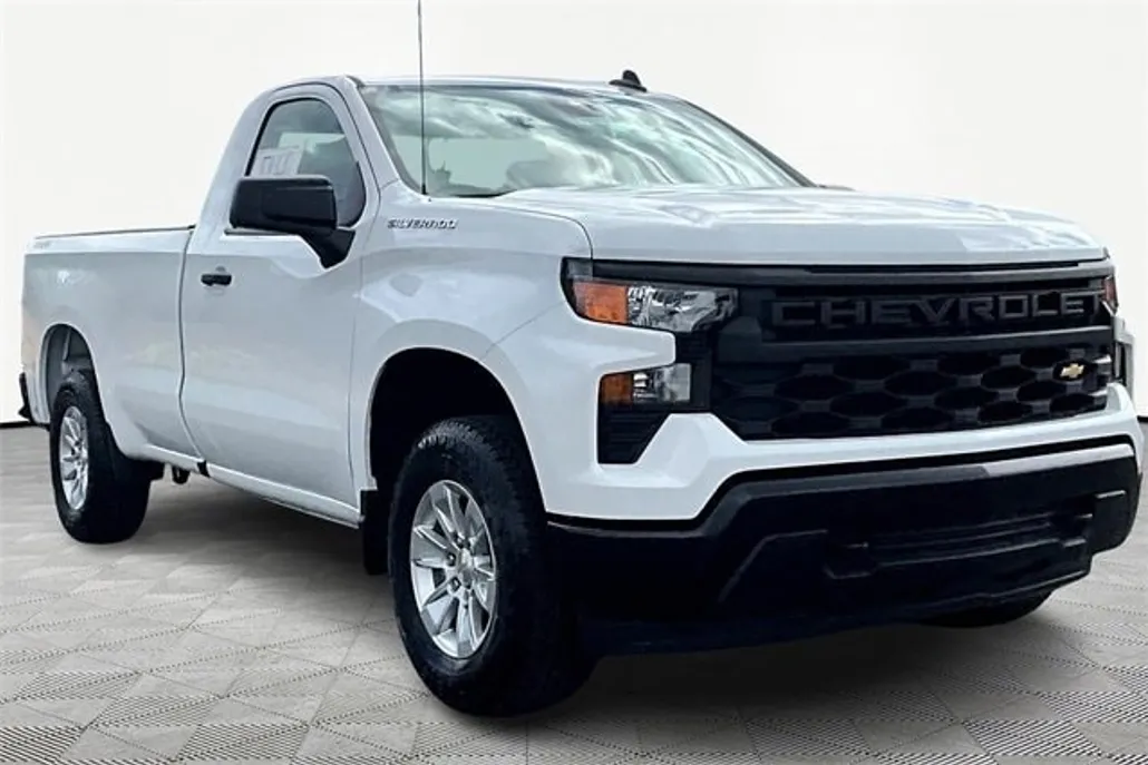 2025 Chevrolet Silverado 1500 photo 1
