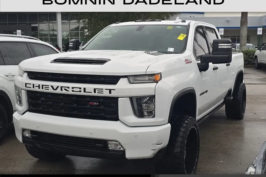 2022 Chevrolet Silverado 2500HD LTZ photo 1