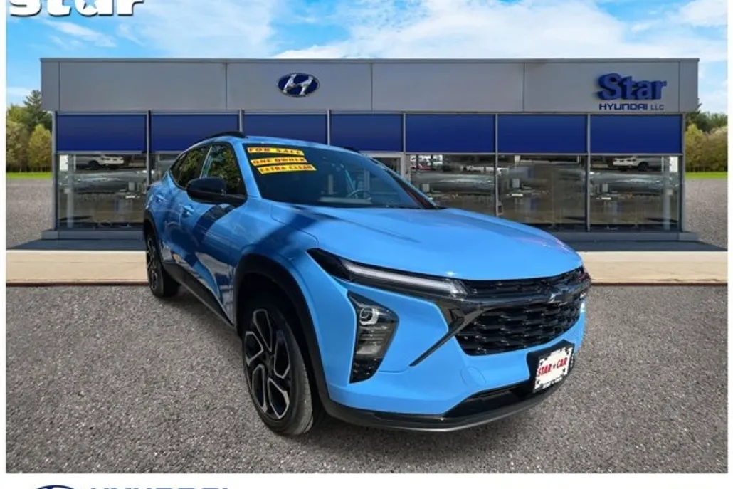 2024 Chevrolet Trax photo 1