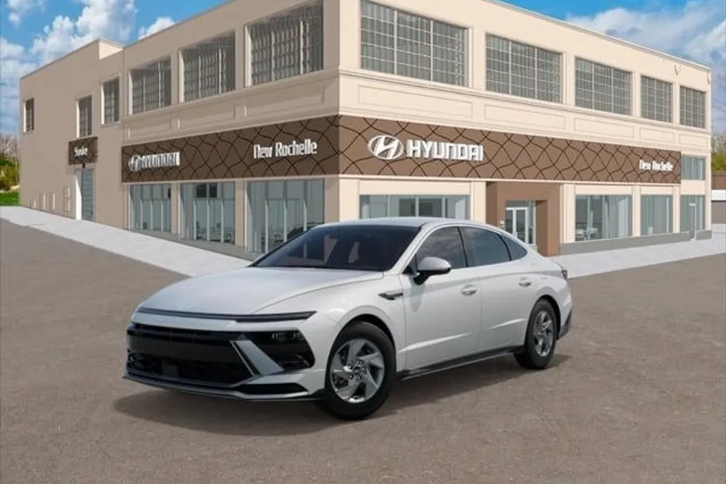 2025 Hyundai Sonata SE photo 1