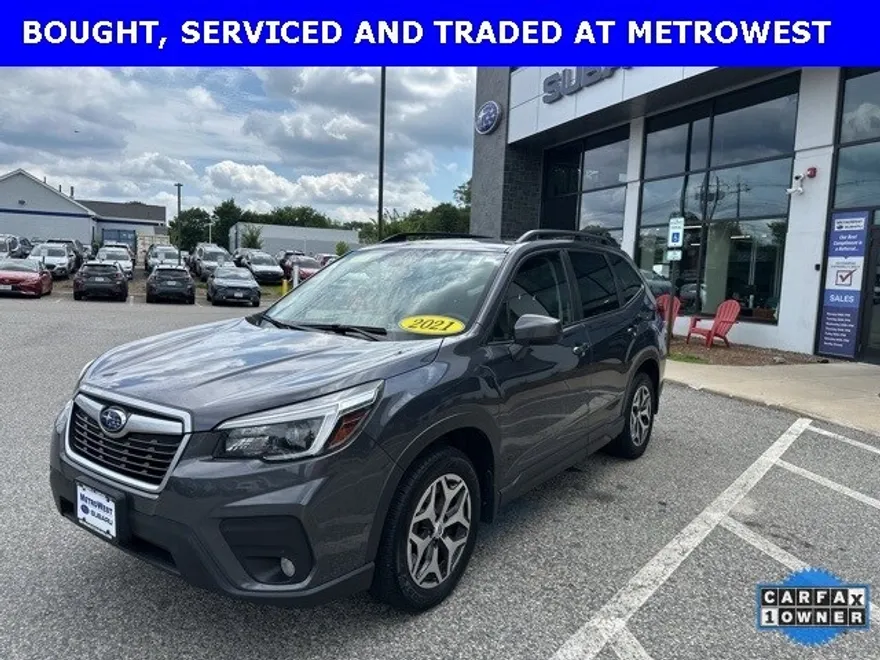 2021 Subaru Forester Premium photo 1