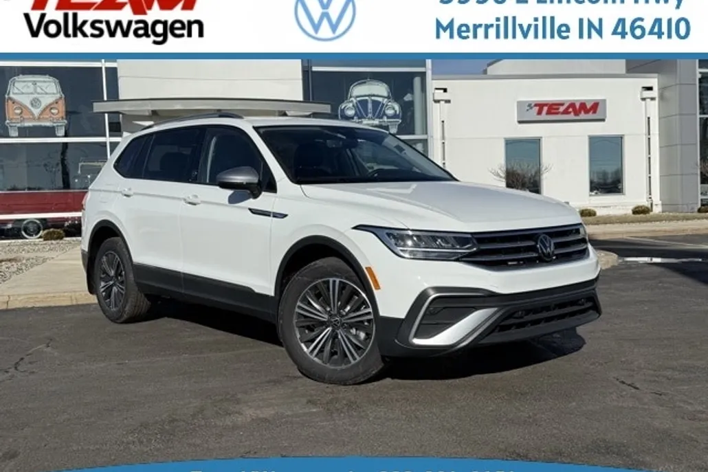 2024 Volkswagen Tiguan Wolfsburg Edition photo 1