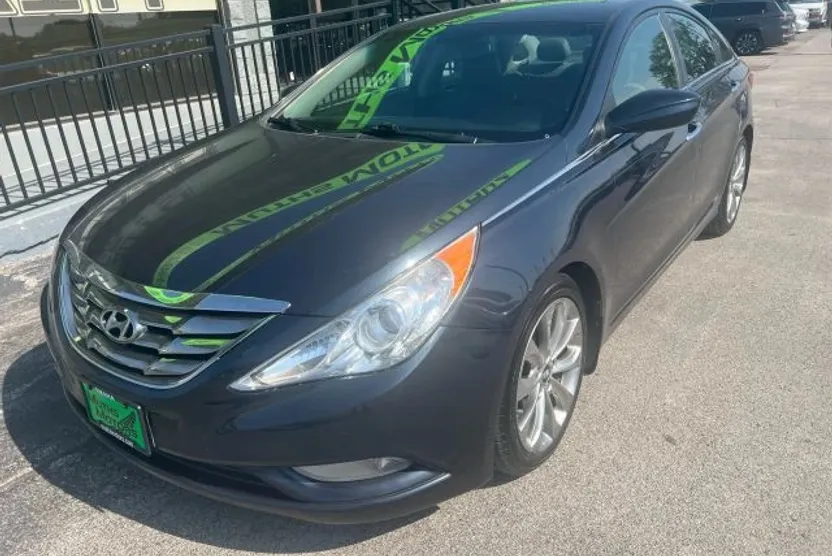 2013 Hyundai Sonata SE Limited photo 1