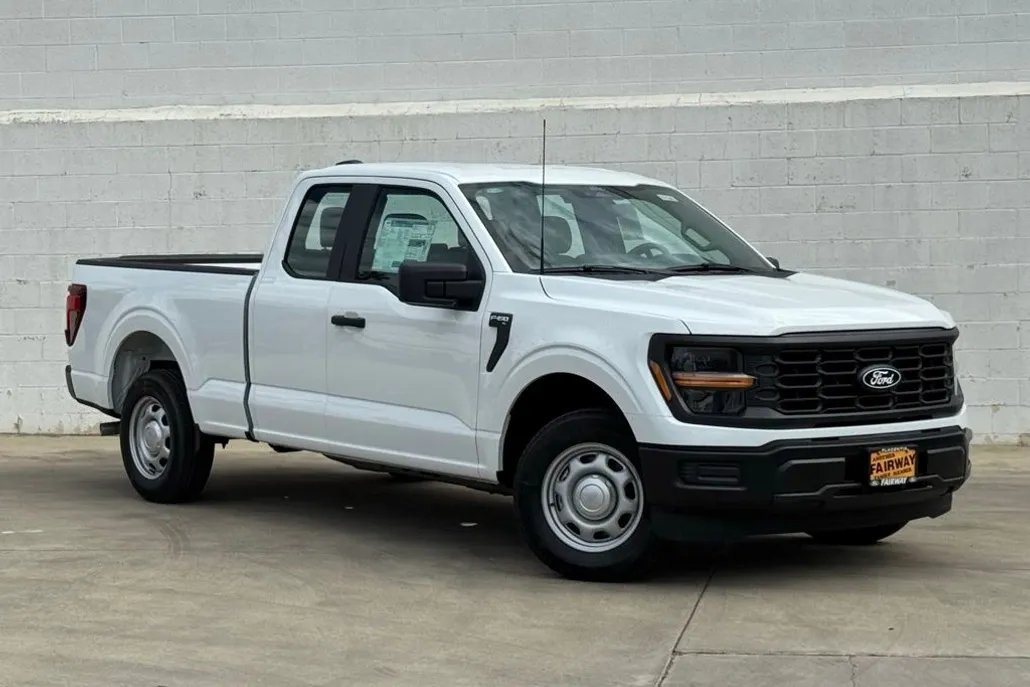 2025 Ford F-150 XL photo 1