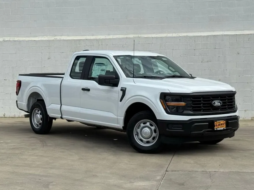 2025 Ford F-150 XL photo 1