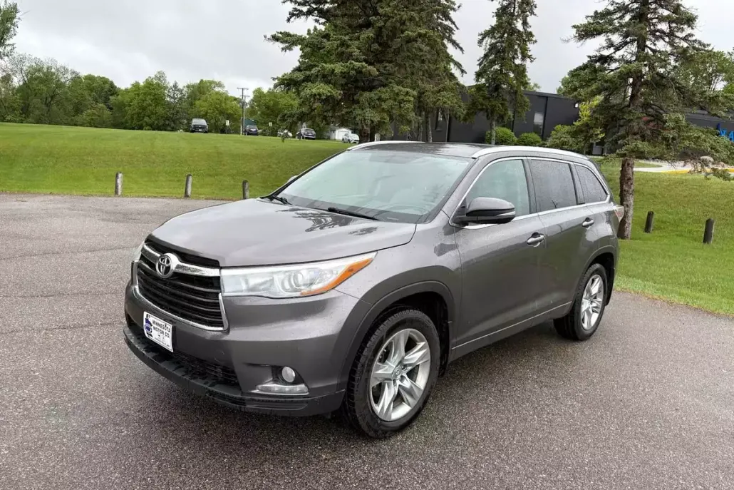 2015 Toyota Highlander Limited photo 1