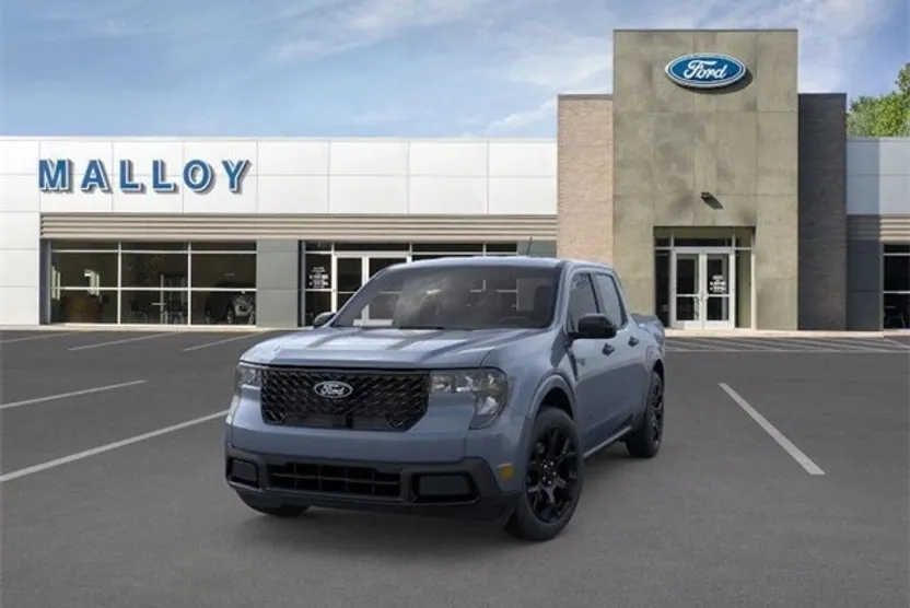 2025 Ford Maverick XLT photo 1
