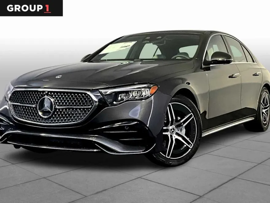 2026 Mercedes Benz E 350 4MATIC Sedan photo 1