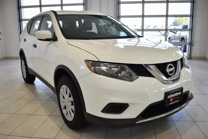 2016 Nissan Rogue S photo 1