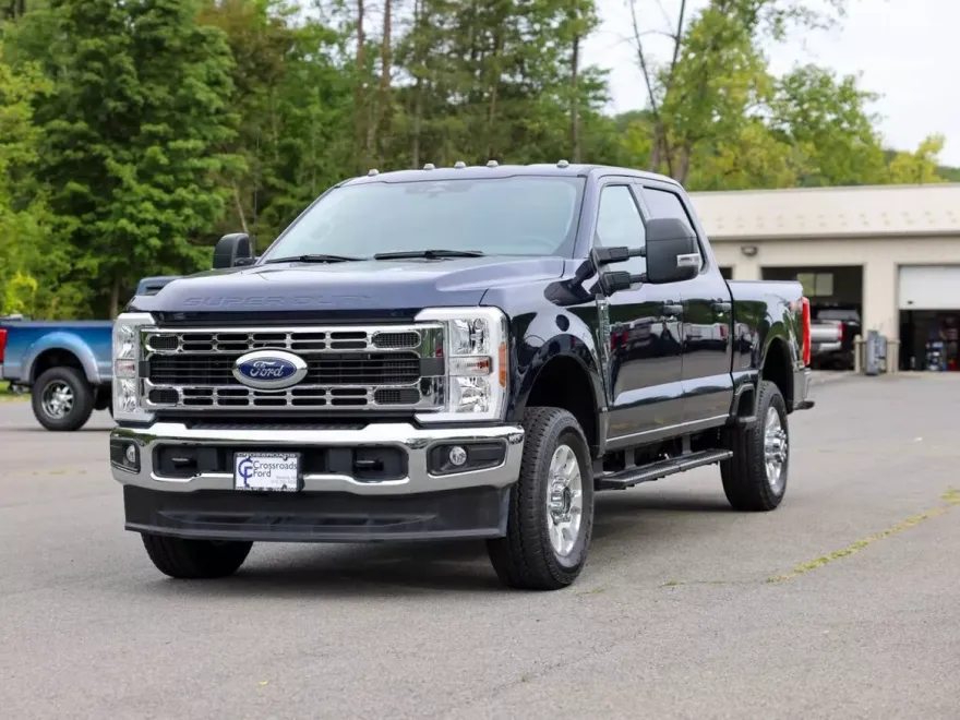 2024 Ford F-250 photo 1