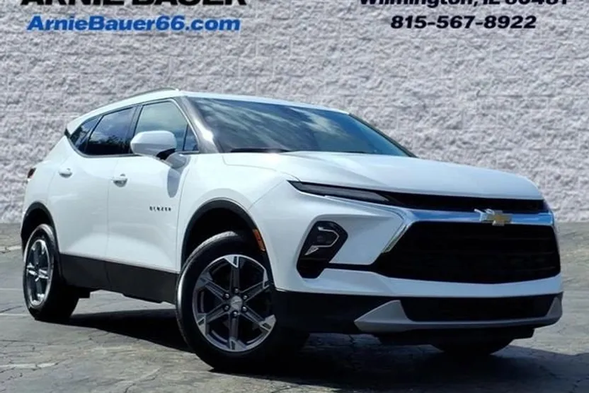 2024 Chevrolet Blazer 2LT photo 1