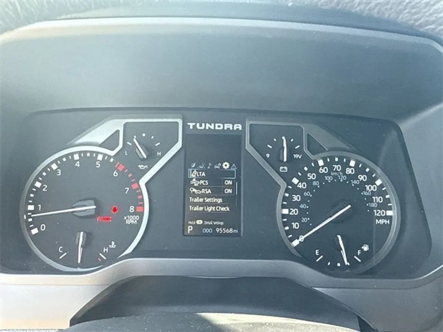 2022 Toyota Tundra SR5 CrewMax photo 15