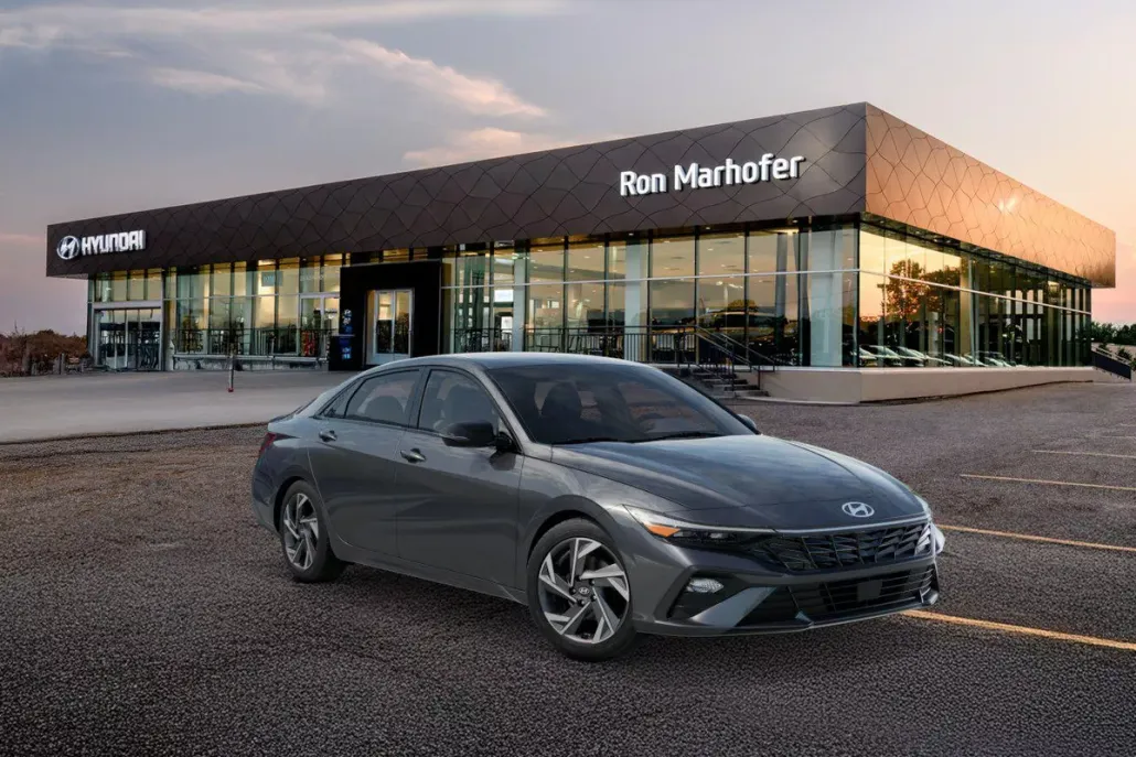 2025 Hyundai Elantra SEL Sport photo 1