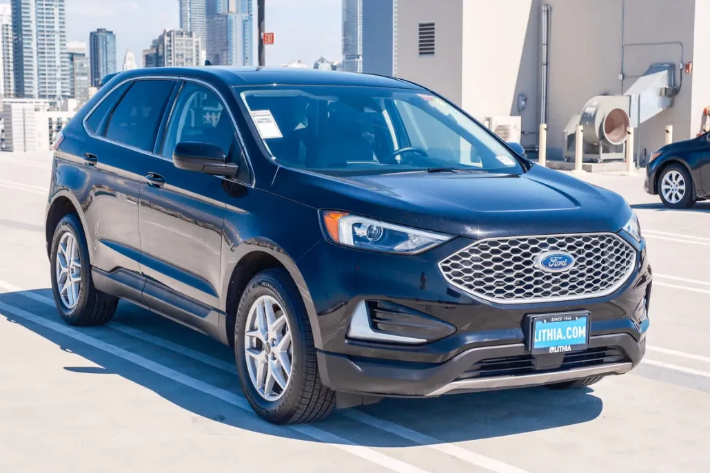 2024 Ford Edge SEL photo 1