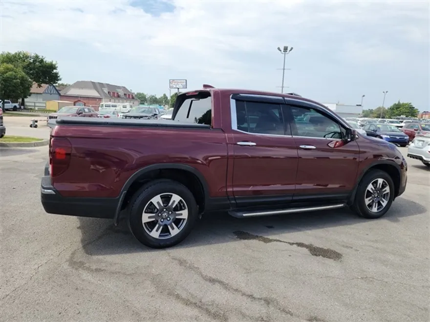2019 Honda Ridgeline RTL-E photo 1