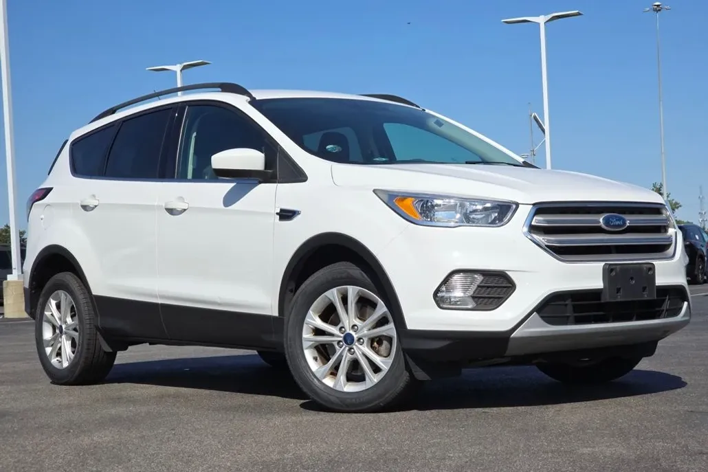 2018 Ford Escape SE photo 1