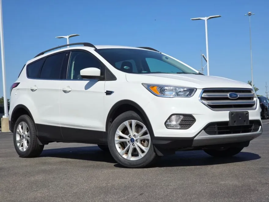 2018 Ford Escape SE photo 1