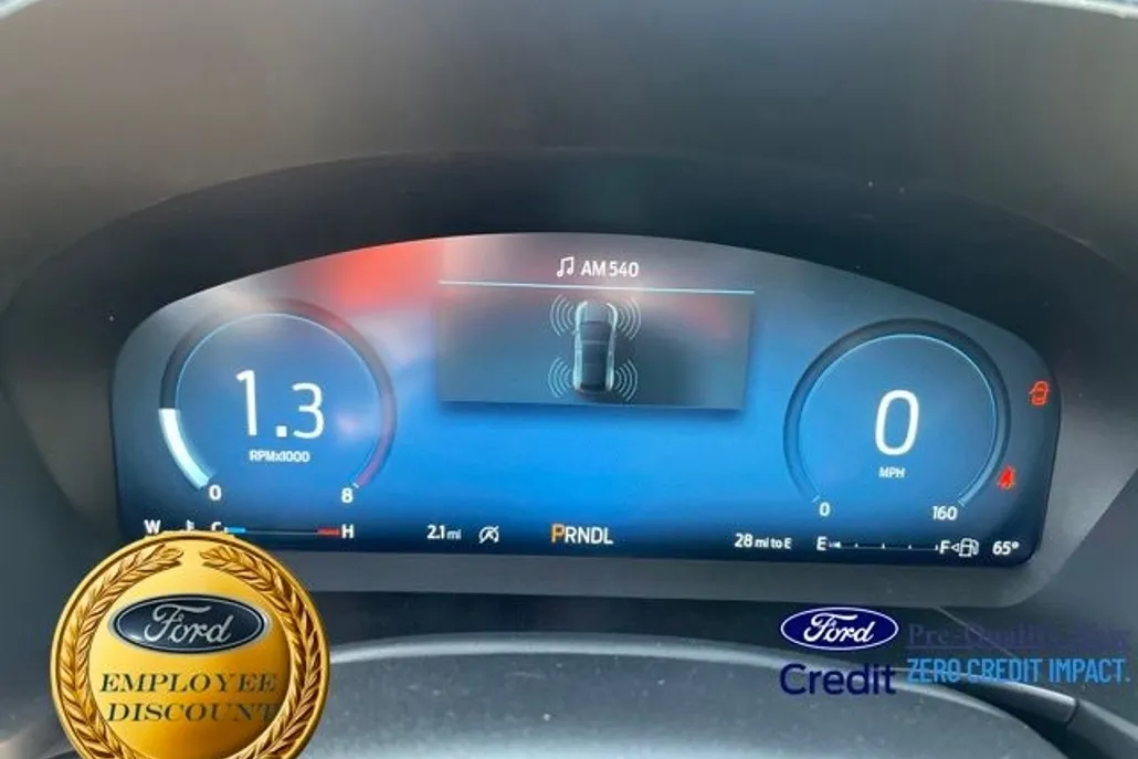 2023 Ford Escape ST-Line Elite photo 1