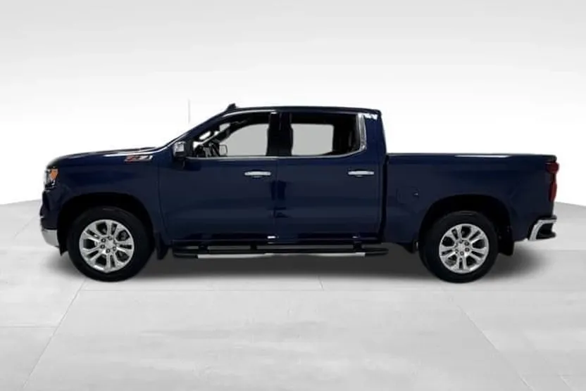 2023 Chevrolet Silverado 1500 LTZ photo 1