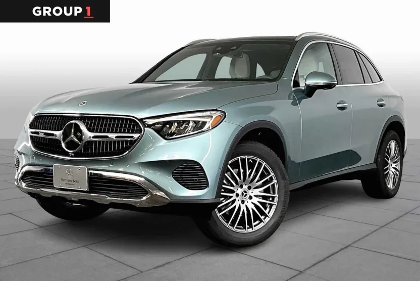 2026 Mercedes Benz GLC 300 4MATIC photo 1