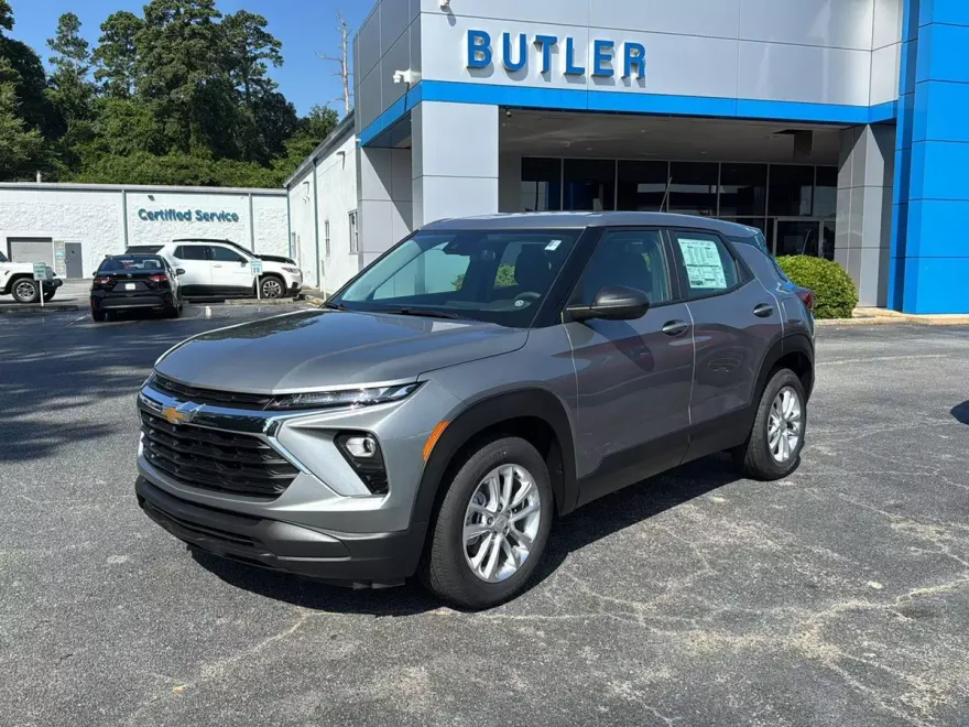 2026 Chevrolet Trailblazer LS photo 1